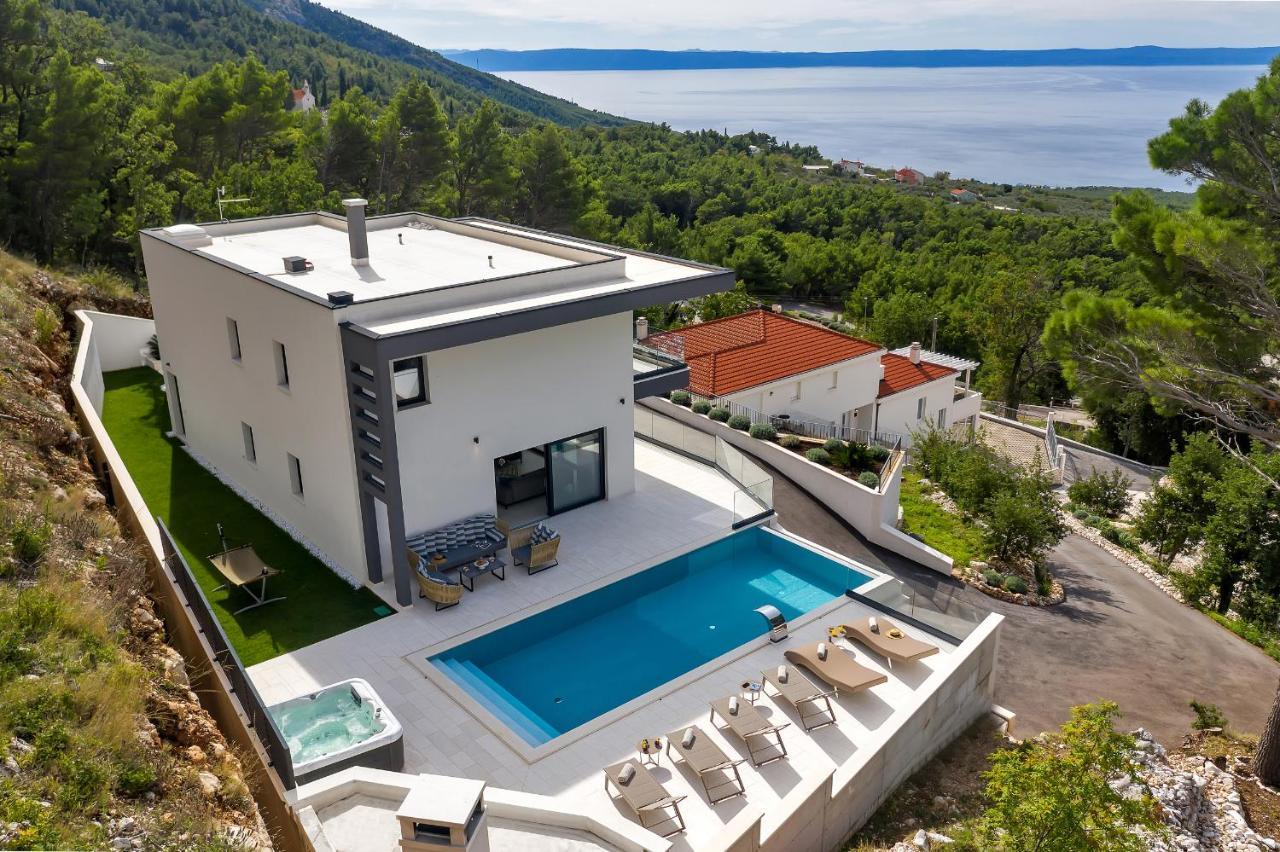 Villa Melody Bast ภายนอก รูปภาพ